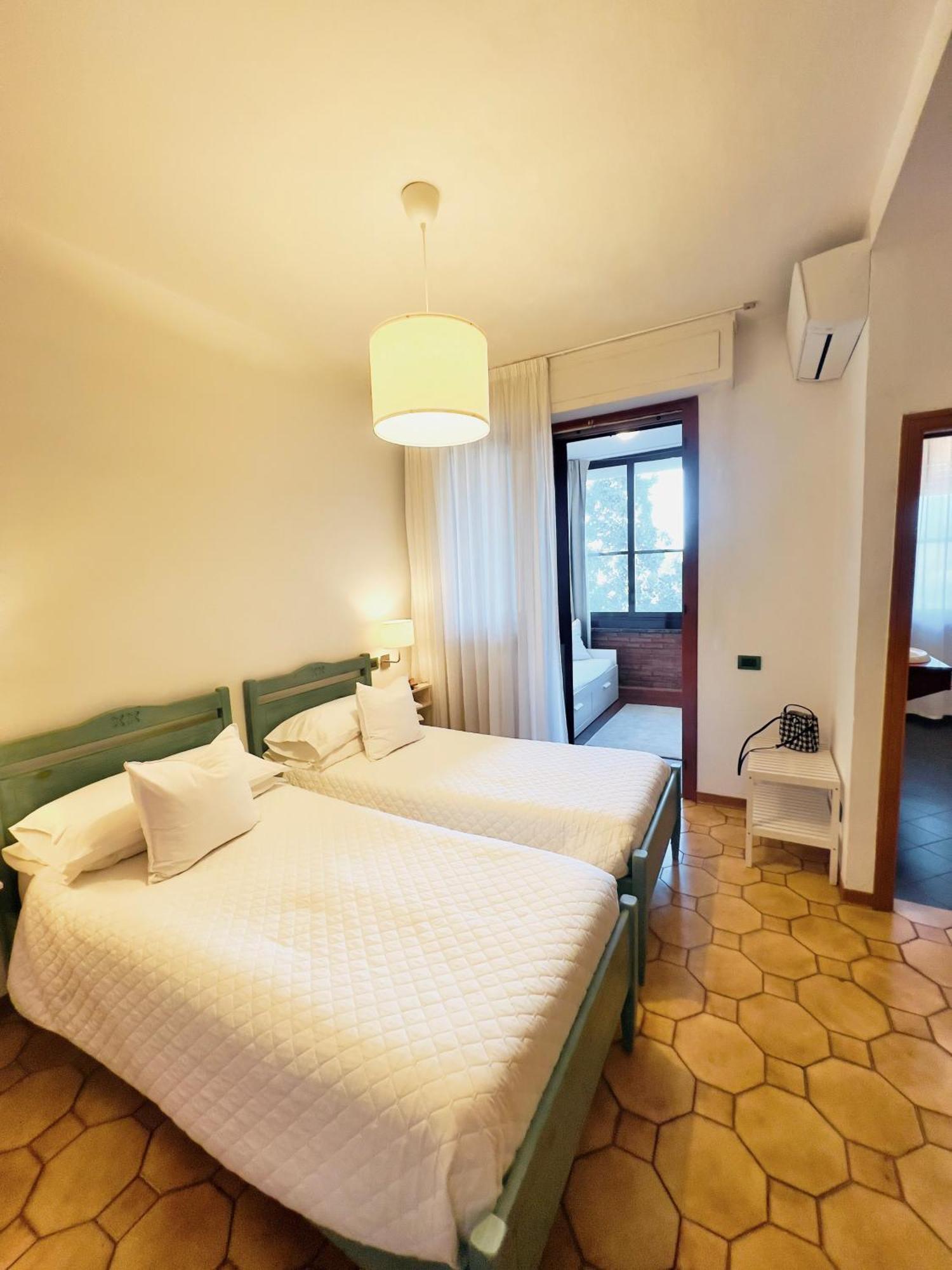 مونتيسكودايو Villa Lavinia B&B الغرفة الصورة